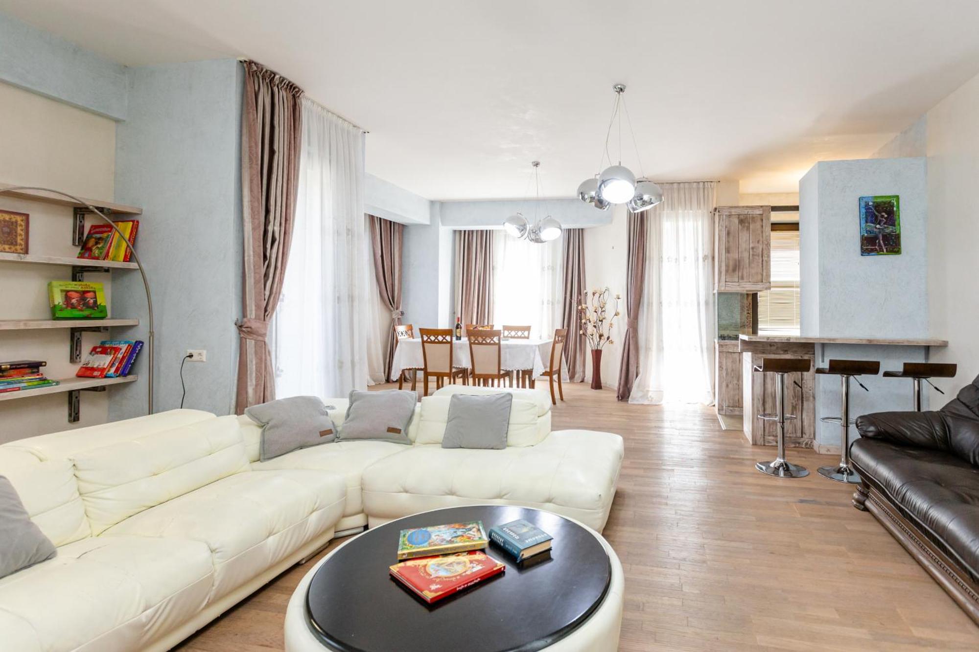 Harmony Place L Tbilisi ภายนอก รูปภาพ