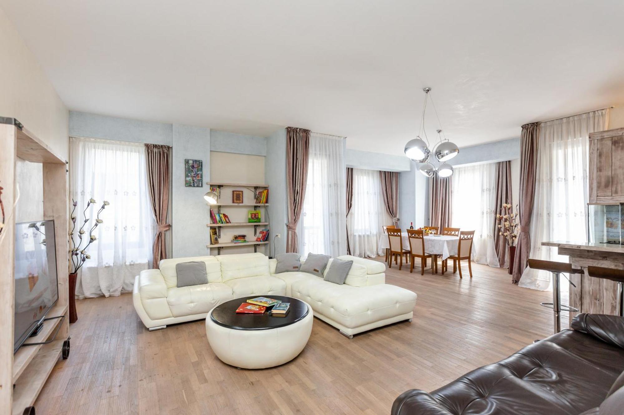 Harmony Place L Tbilisi ภายนอก รูปภาพ