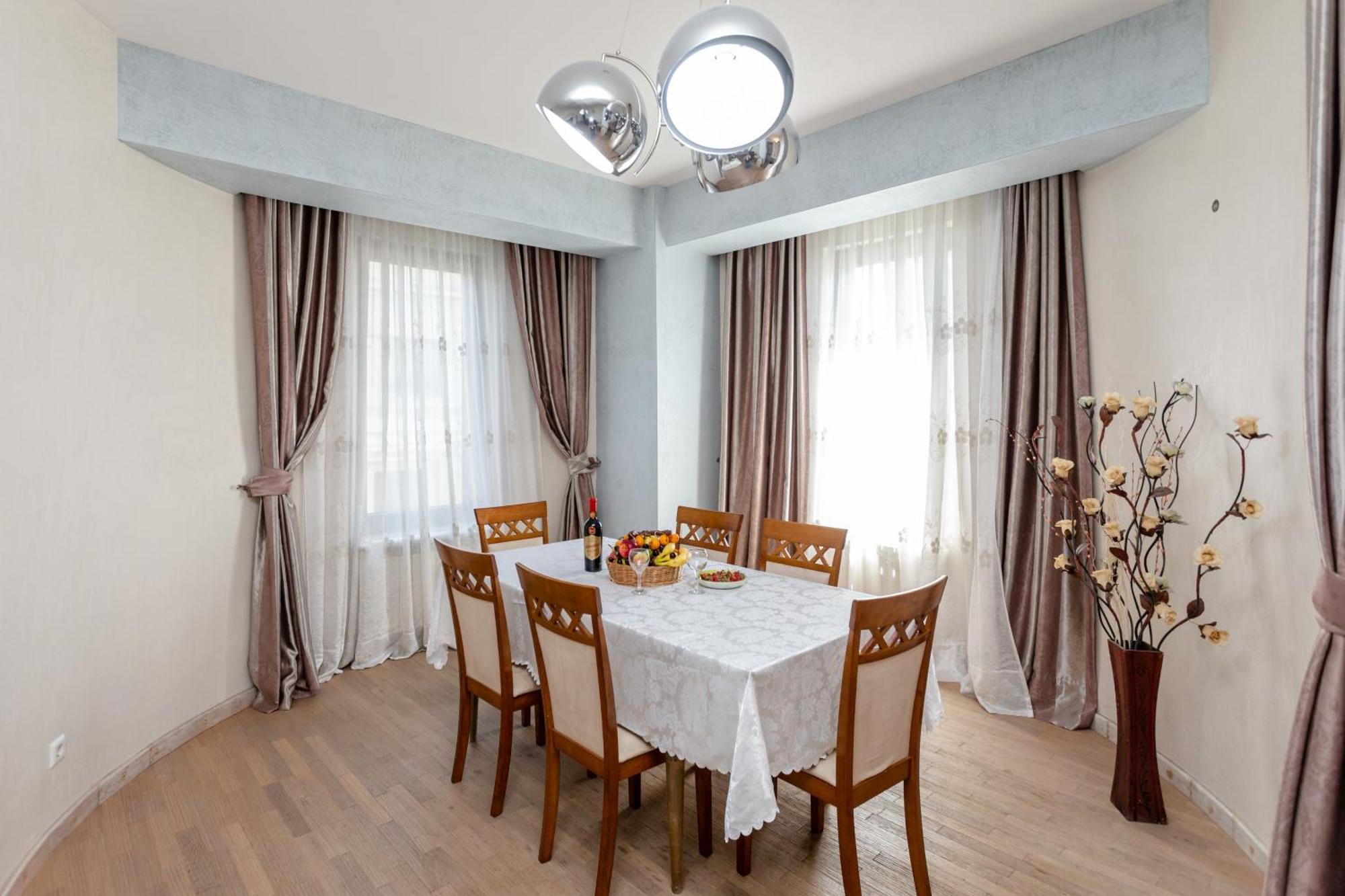 Harmony Place L Tbilisi ภายนอก รูปภาพ